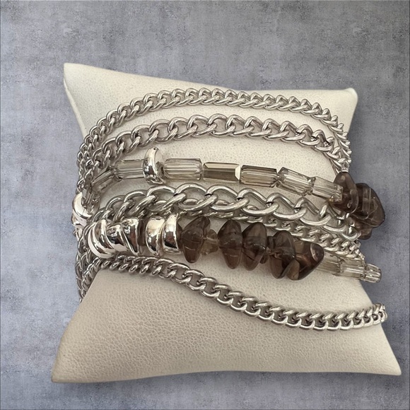 Kenneth Cole silver tone beaded bracelet - Picture 1 of 4